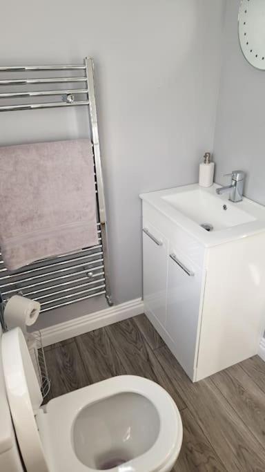 16 Stewart'S Terrace Derry City Bt48 7Lj Villa Ngoại thất bức ảnh