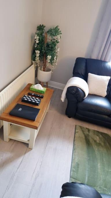 16 Stewart'S Terrace Derry City Bt48 7Lj Villa Ngoại thất bức ảnh